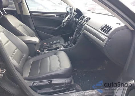 2017 Volkswagen Passat 1.8T Se из США, поврежденный, VIN 1VWBT7A3XHC024282